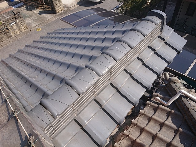 増設された瓦屋根